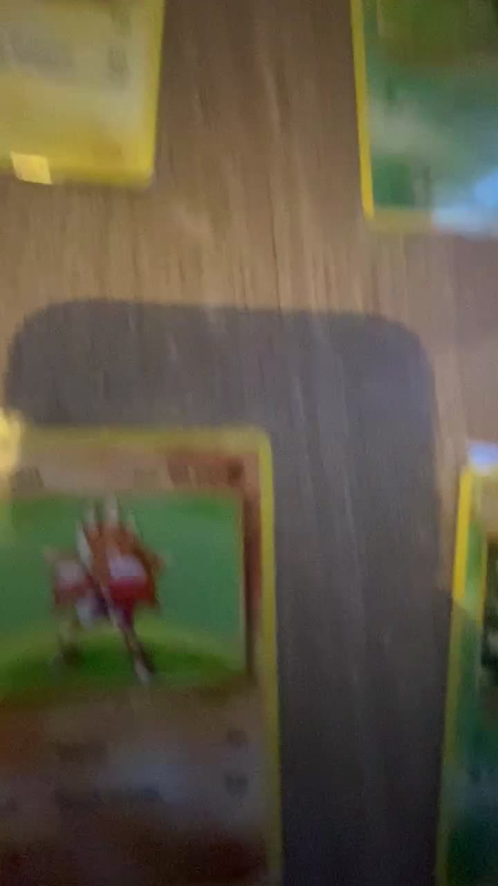Ensemble de carte Pokémon 1ere génération, video