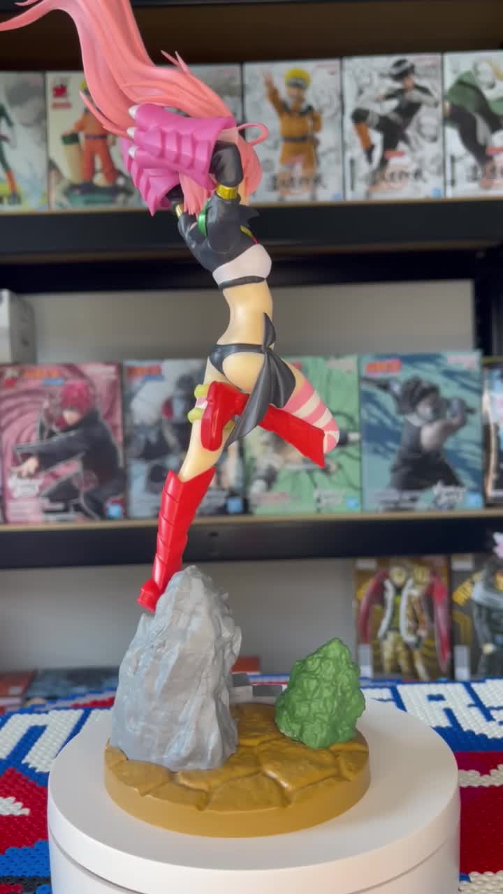 Figurine de Milim Nava, video
