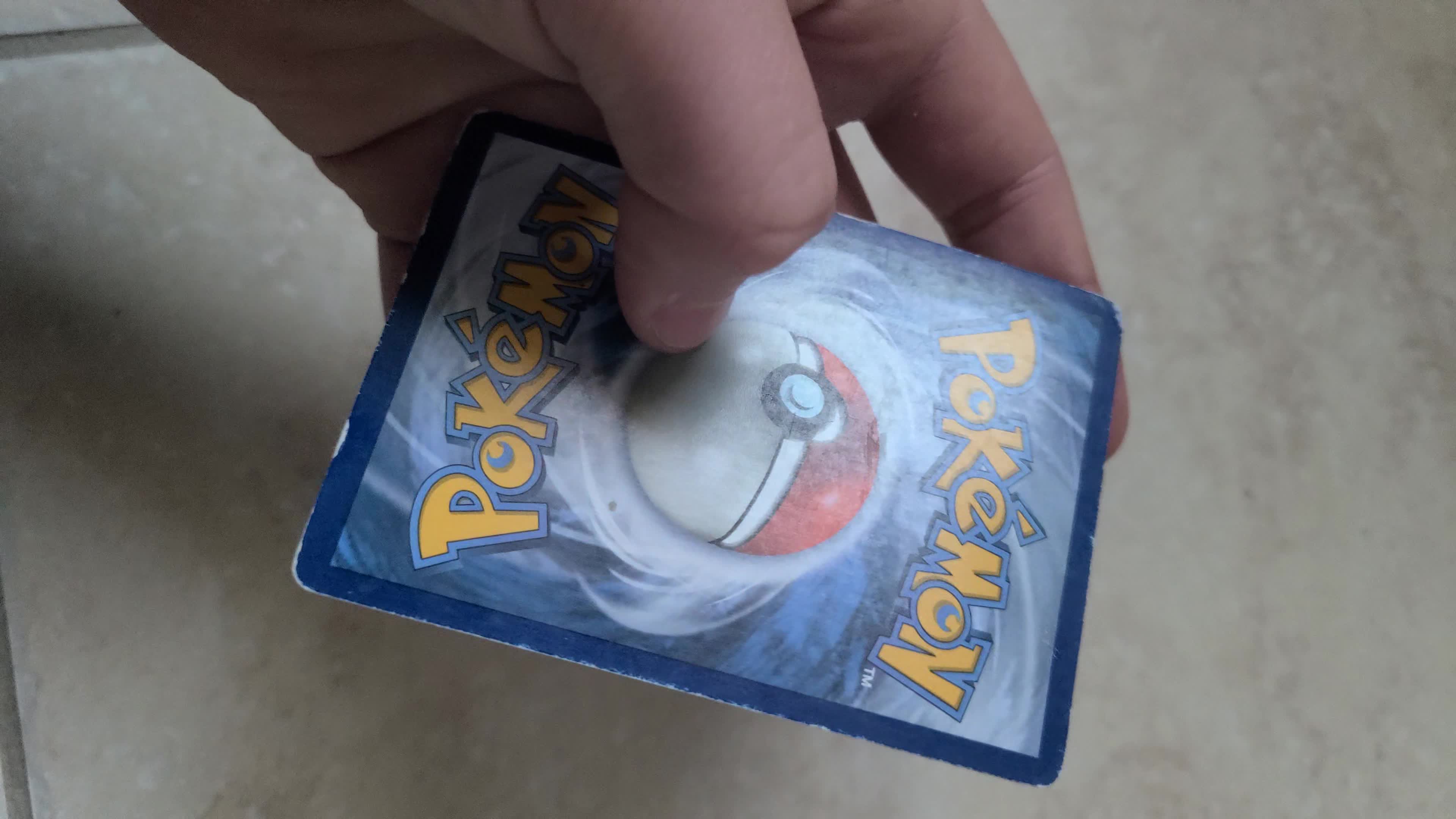 Carte Pokémon Lokhlass gx de 2017 139/149, video